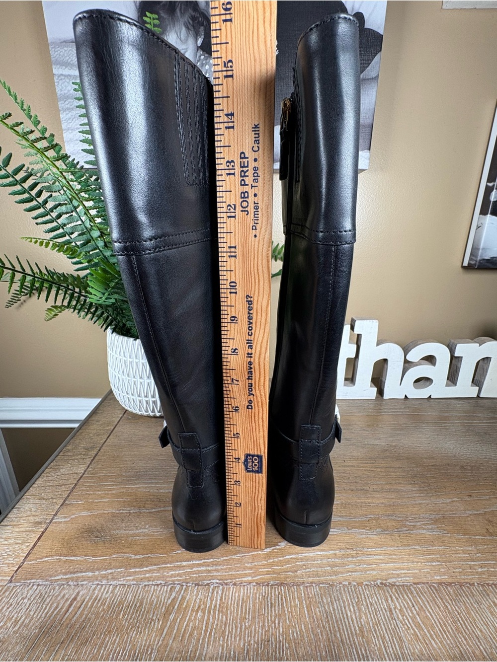 Ralph Lauren Baylee Tall Knee High Black Leather Riding Boot US 5 B
Wide Calf - Picture 7 of 10